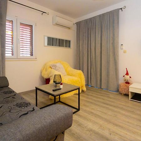 Apartman Angie Makarska Zewnętrze zdjęcie