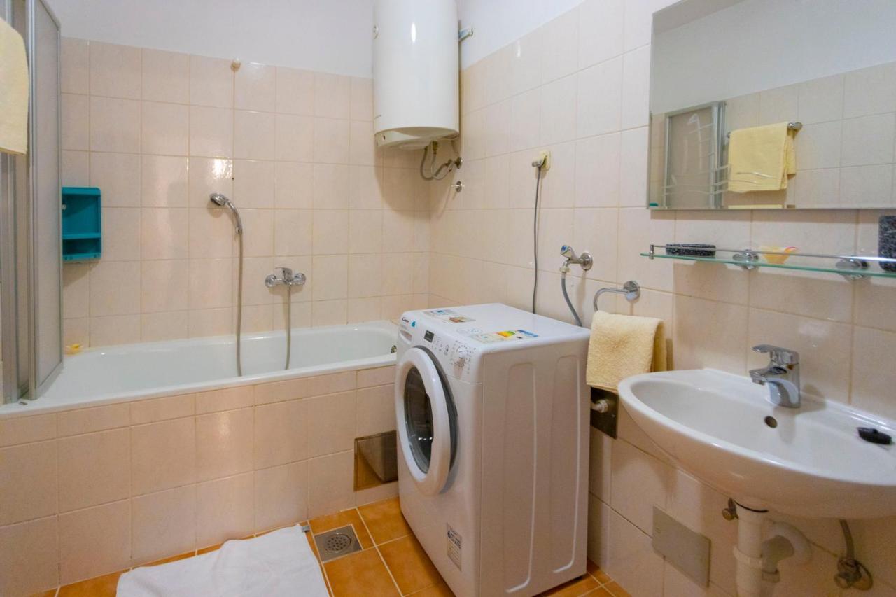 Apartman Angie Makarska Zewnętrze zdjęcie